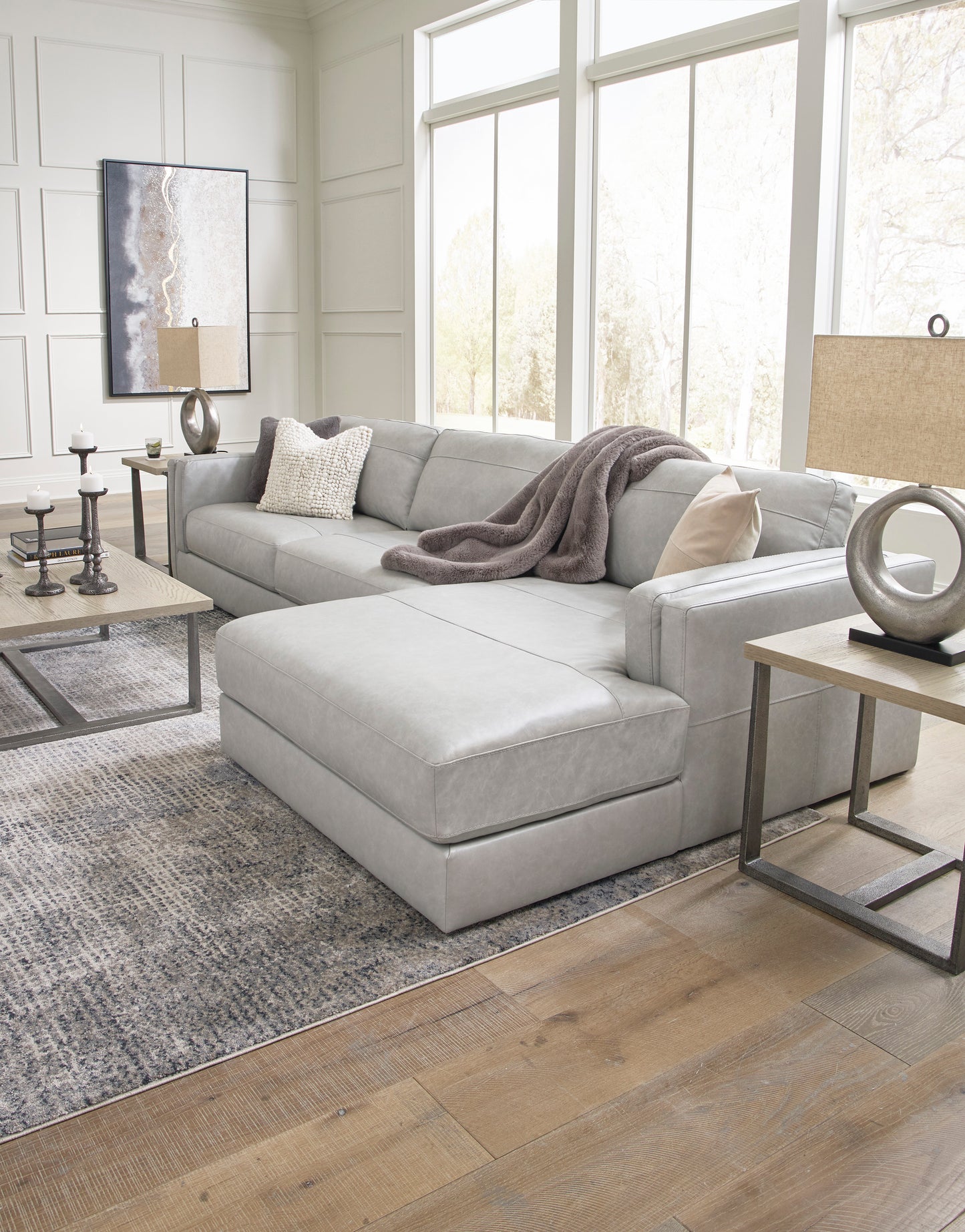 Amiata 2-Piece Sectional with Chaise