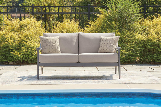 North Island Loveseat w/Cushion