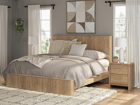 Dovander King Panel Bed