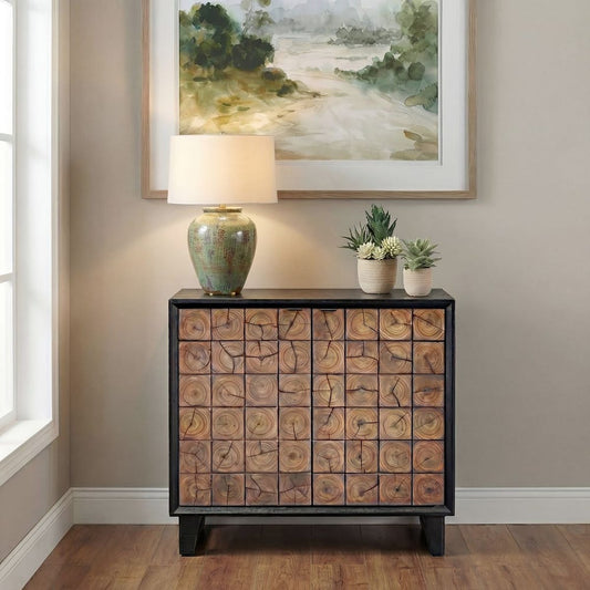 Muestra 2 Door Cabinet