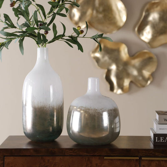 Cardoni Vases, Smoke, S/2