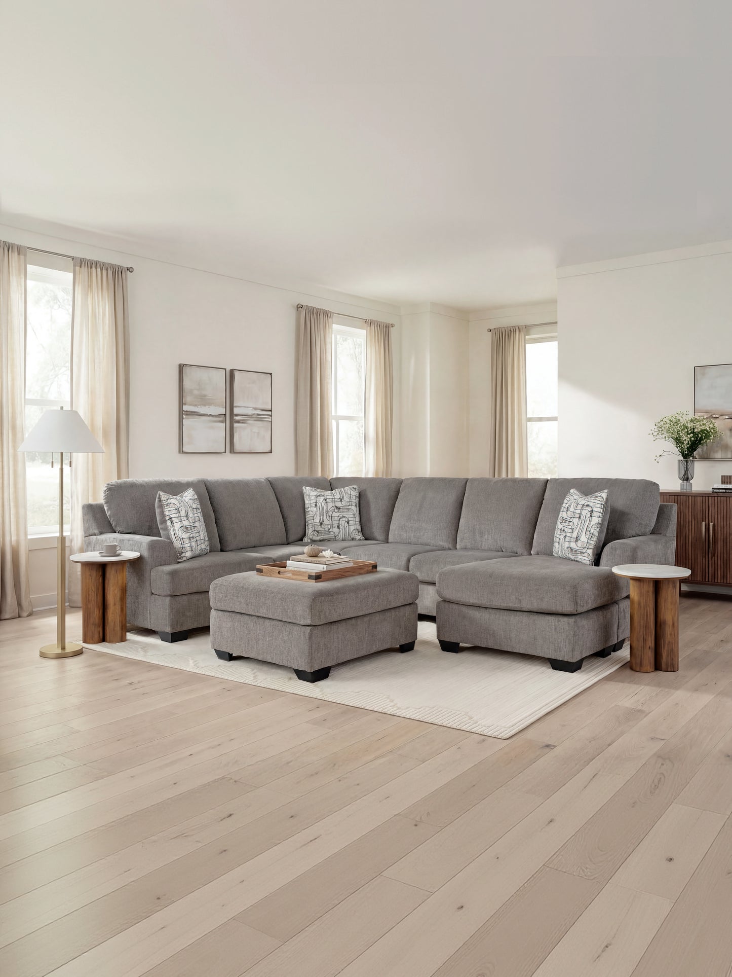 Erinsburg 2-Piece Sectional with Chaise