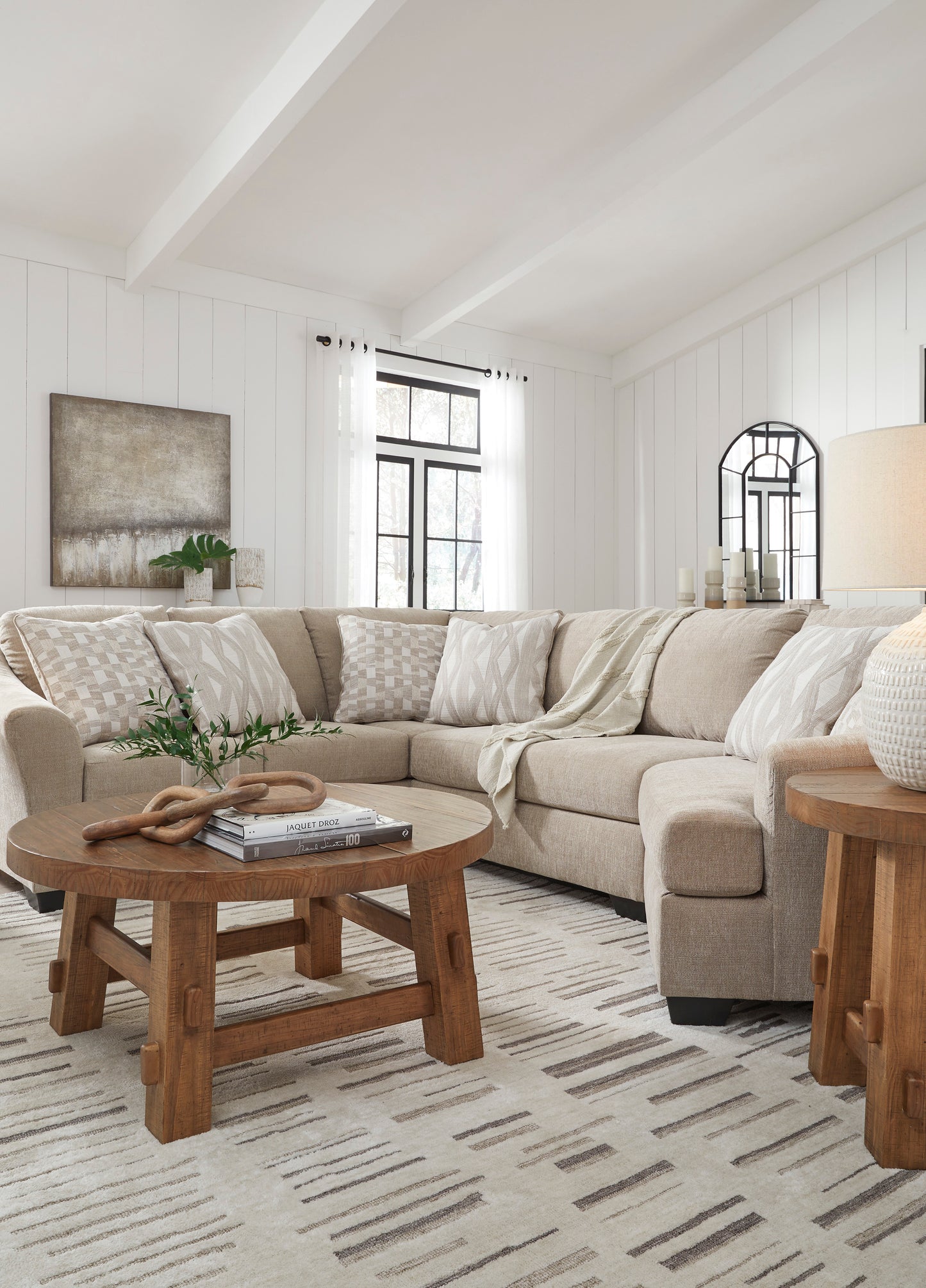 Brogan Bay 3-Piece Sectional with Cuddler