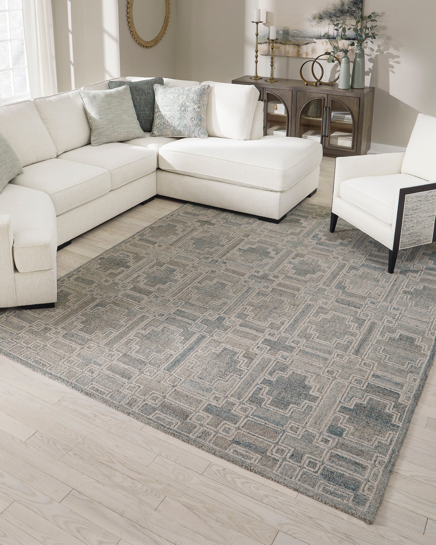Flynndale 3-Piece Sectional with Chaise