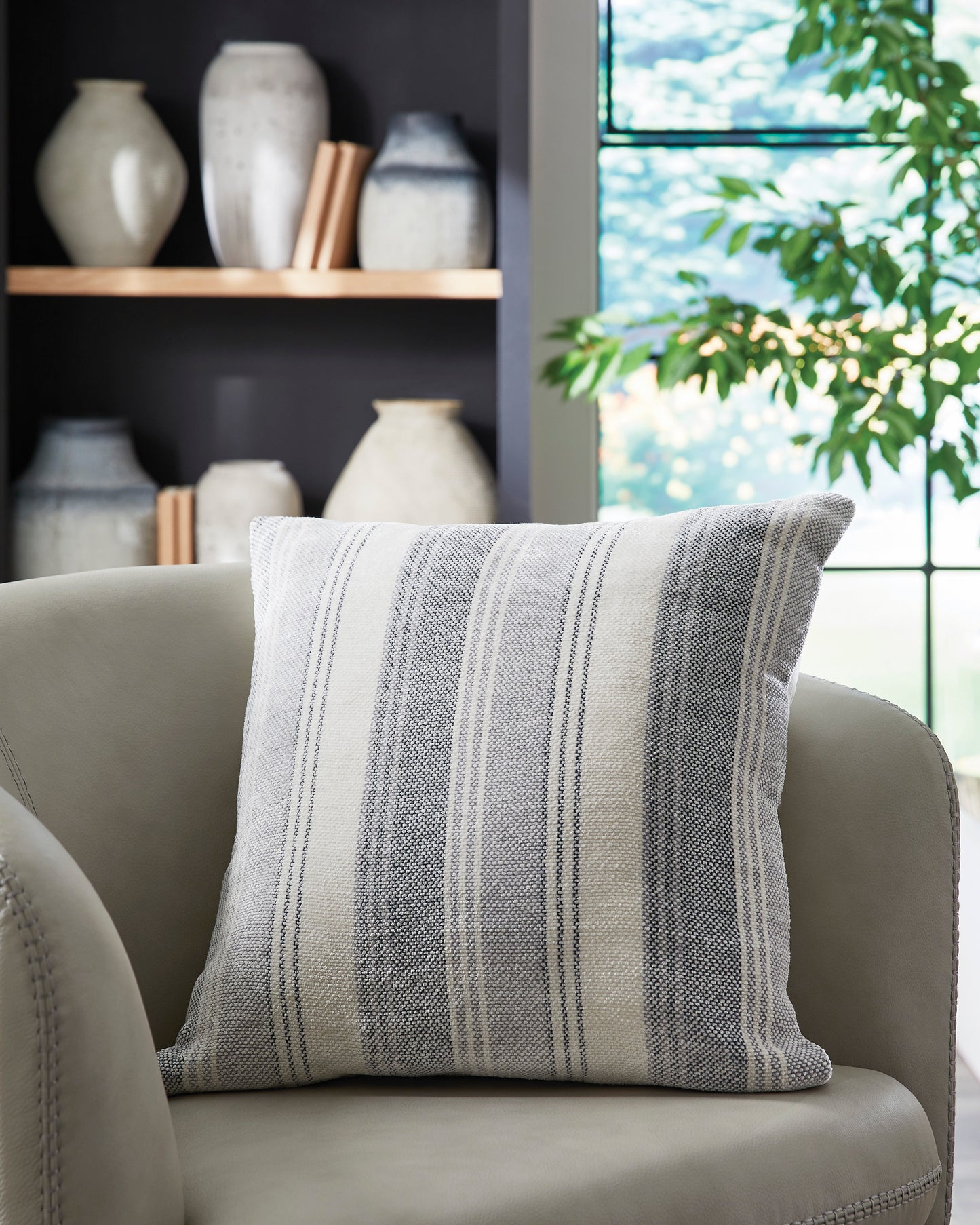 Adikus Pillow