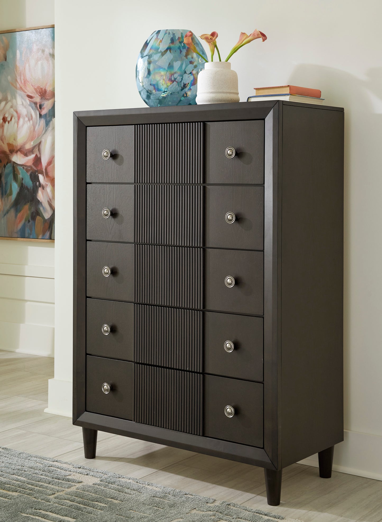 Urbantrack Five Drawer Chest