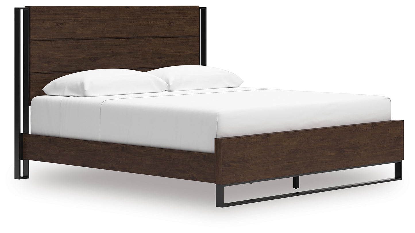 Zumbado King Panel Bed