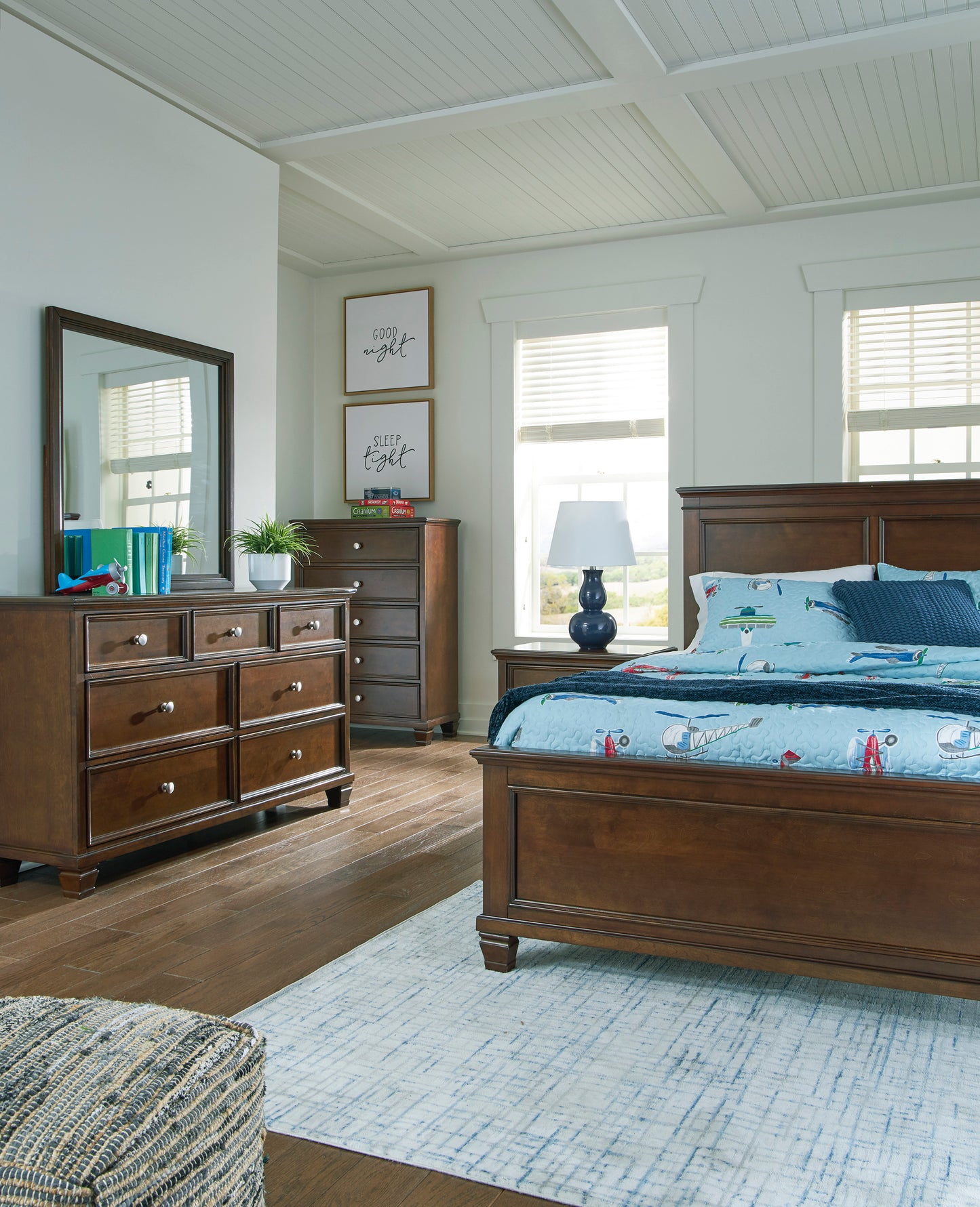 Danabrin King Bedroom Package (Bedframe,Dresser With Mirror and 2 Nightstand
