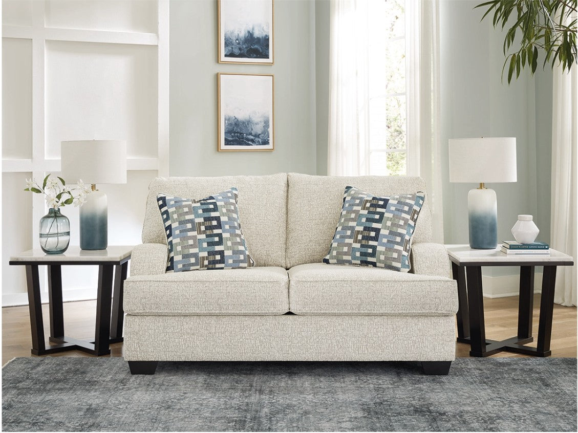 Valerano Loveseat