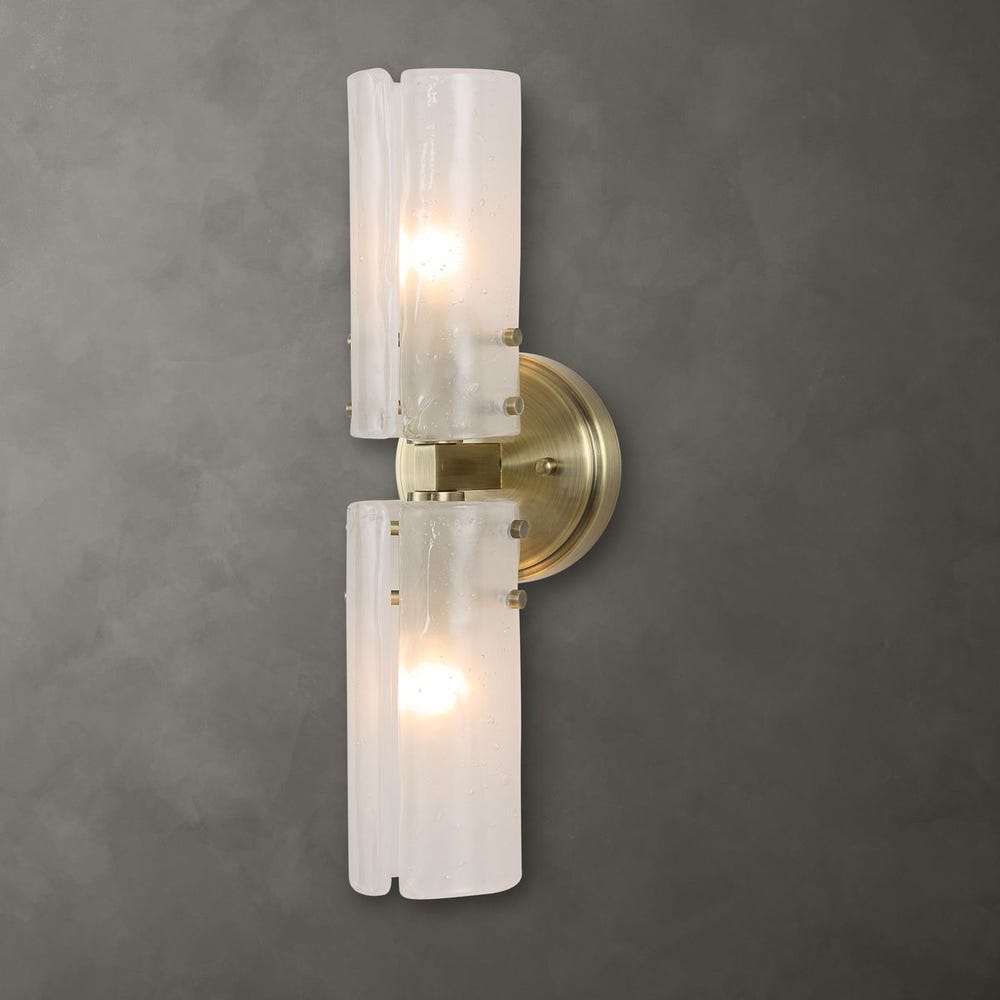 Mistie, 2 Lt Sconce
