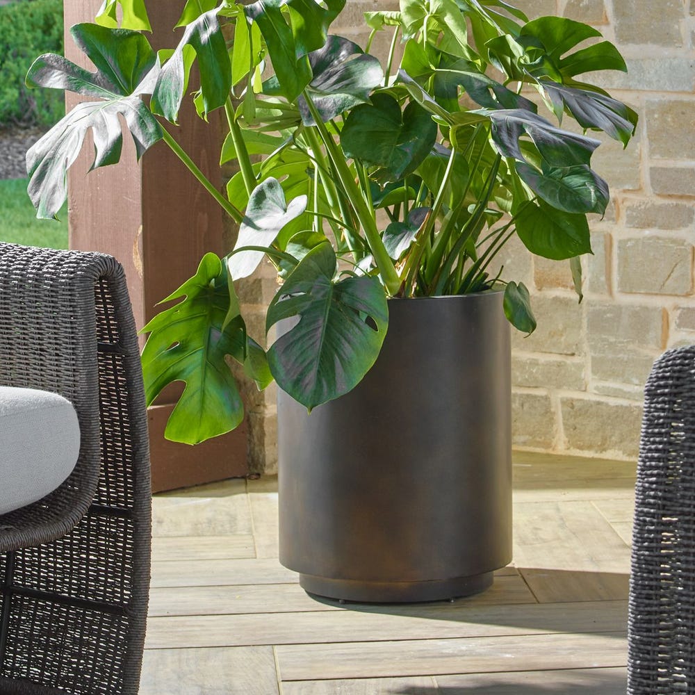 Volcan Indoor-Outdoor Planters, S/2