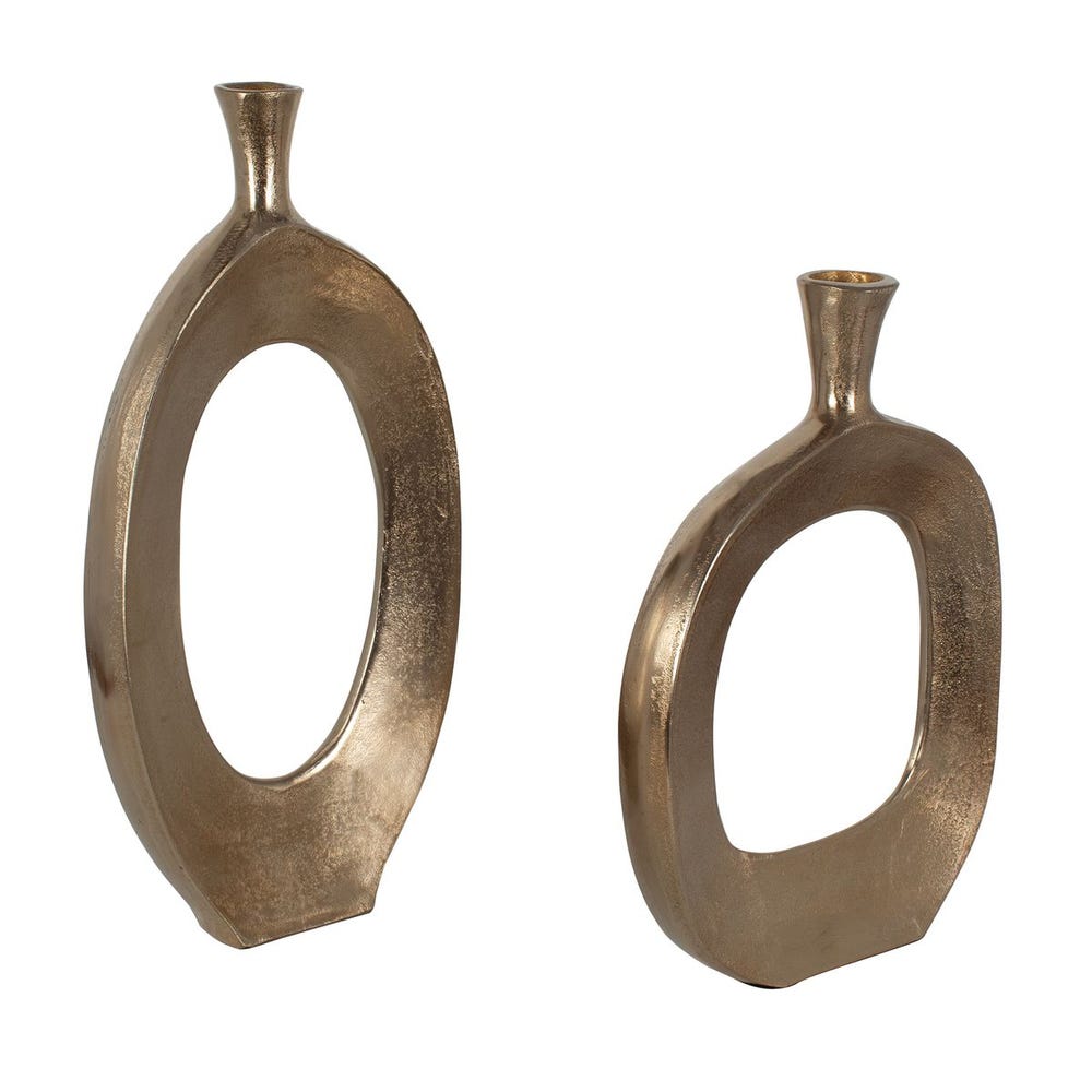 Kyler Vases, S/2