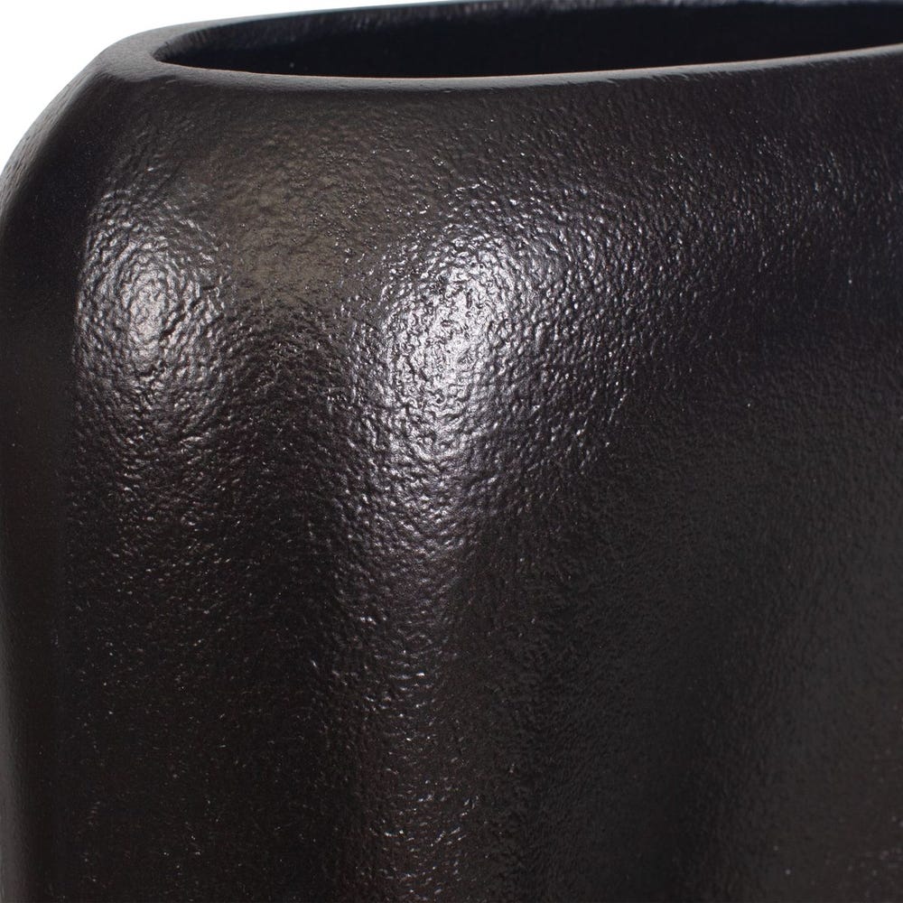 Anodic Vases, S/2