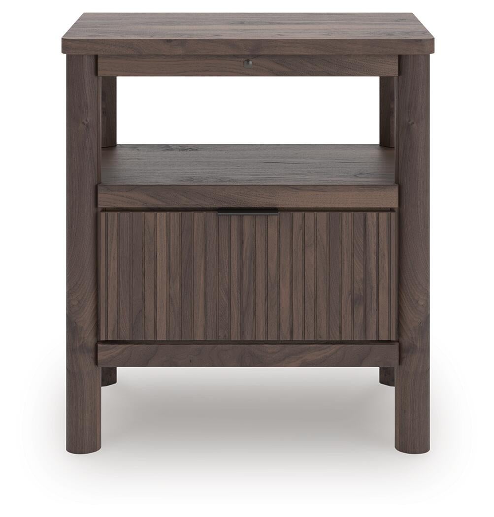 Pamytta King Upholstered Panel Bed, Dresser, Mirror and Nightstand