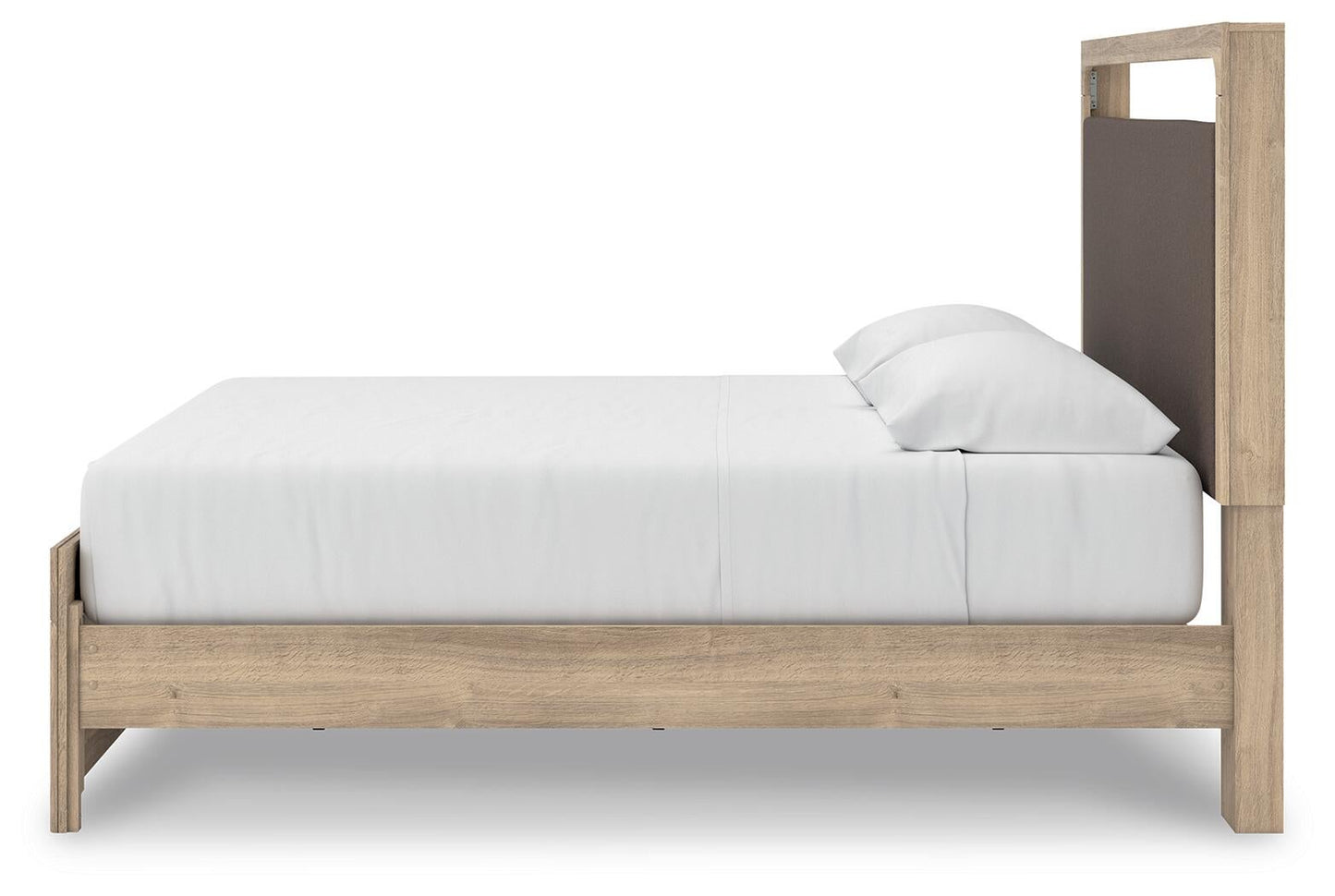 Kinlanni King Upholstered Platform Bed, Dresser and Mirror