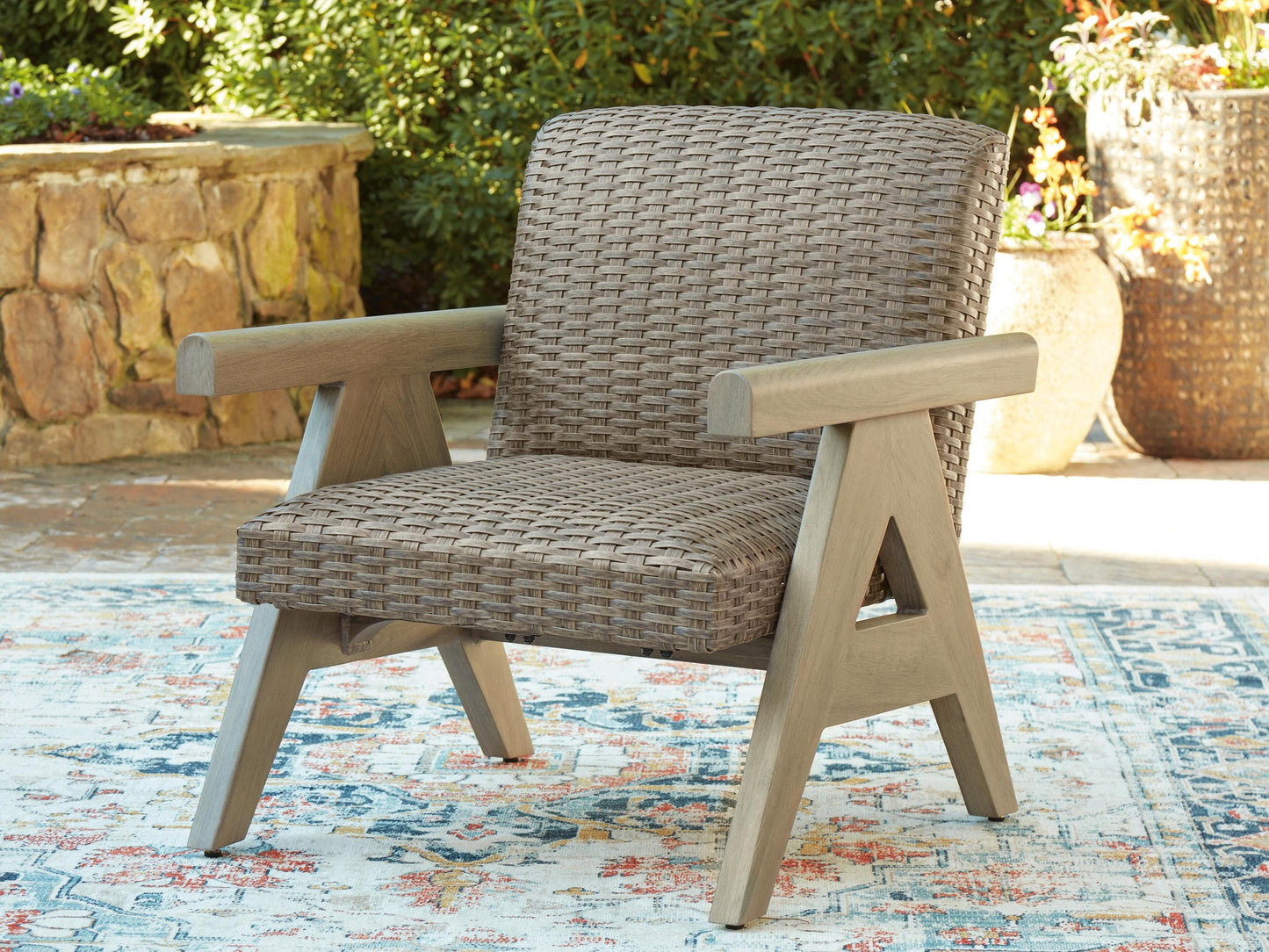 Carisbo Rocking Lounge Chair