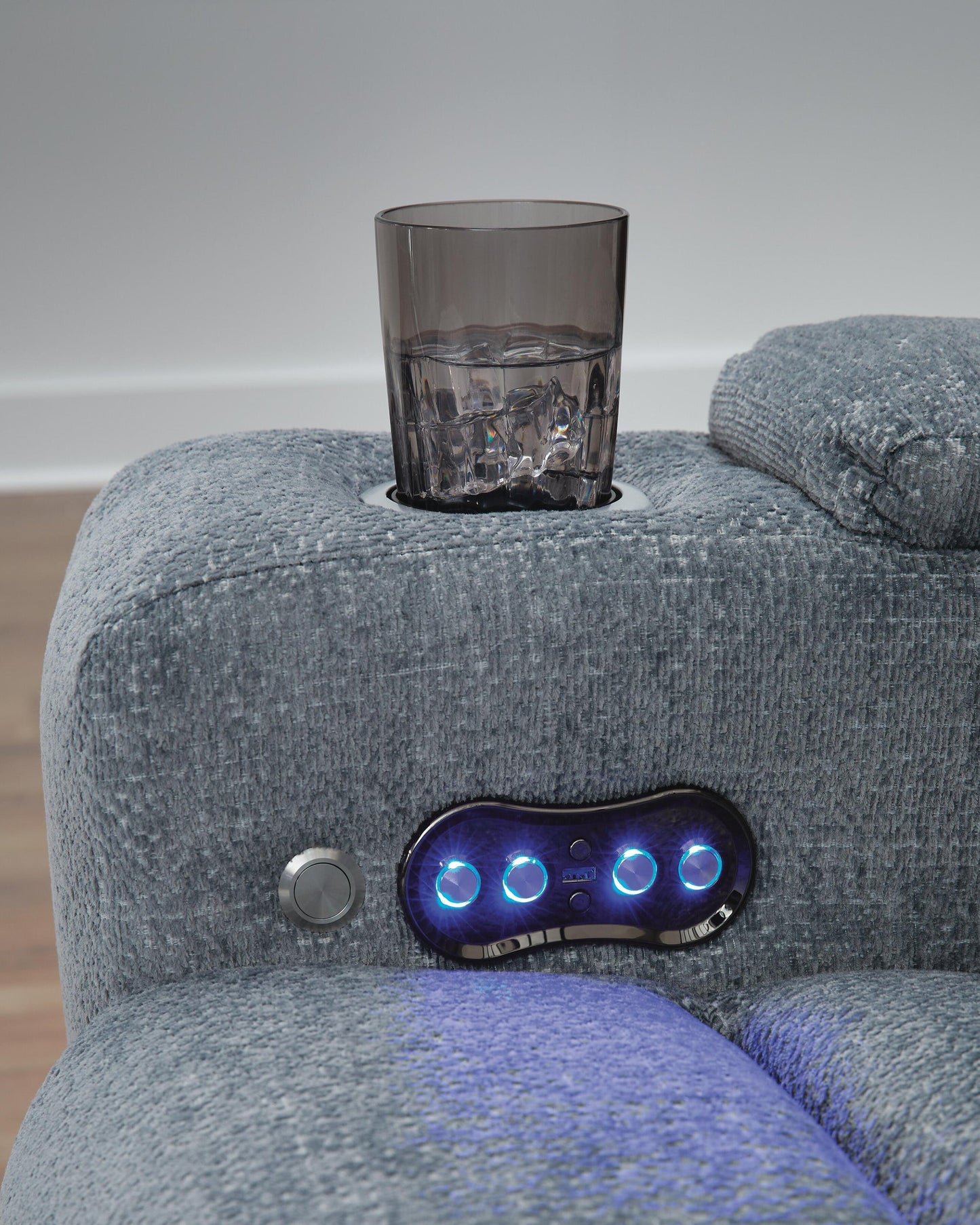 Forest Lake PWR Recliner/ADJ Headrest