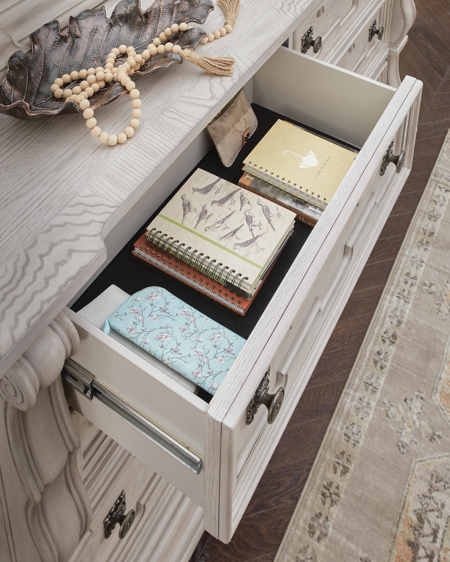 Andonhall Dresser