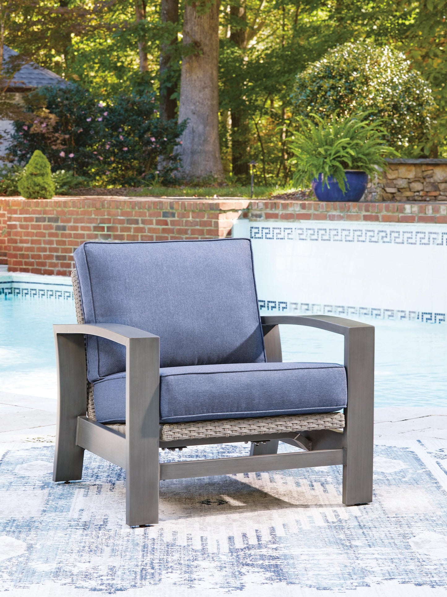 Dillon Beach Spring Lounge Chair