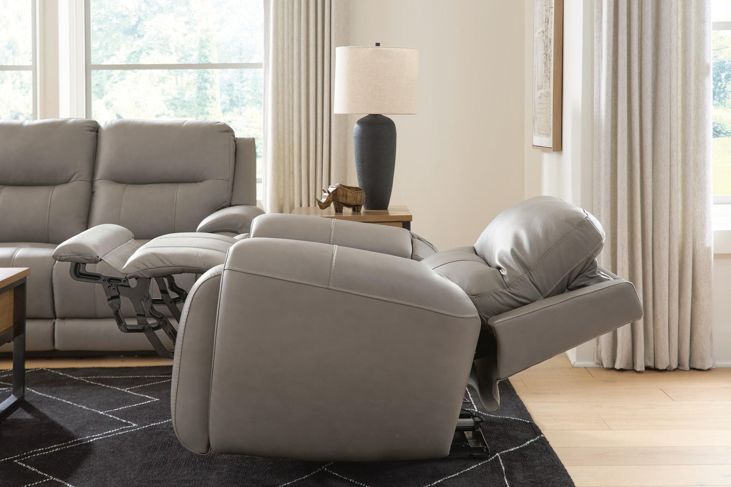 Trendsetter PWR REC Love w/Audio Seating