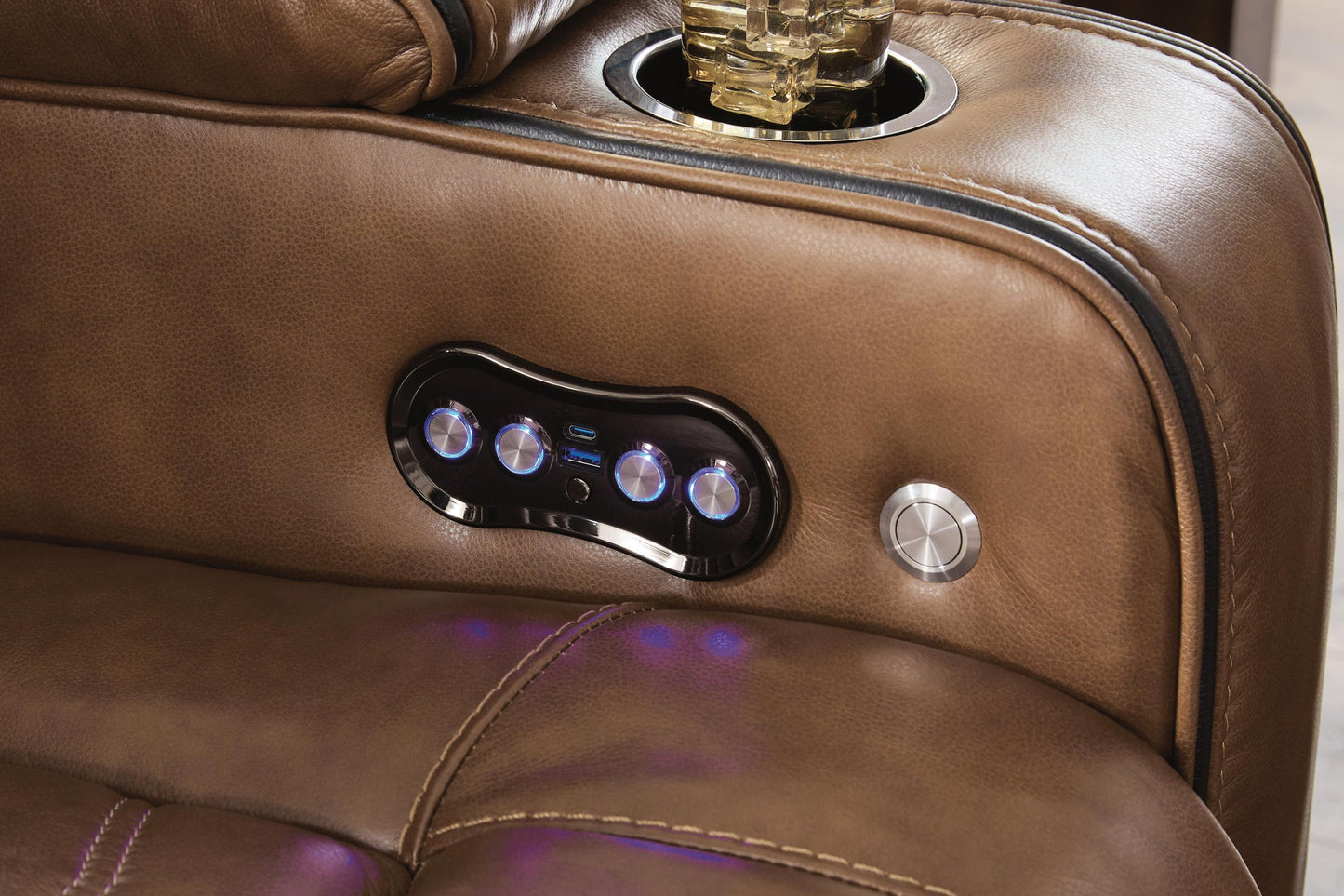 Metro Oasis PWR Recliner/ADJ Headrest