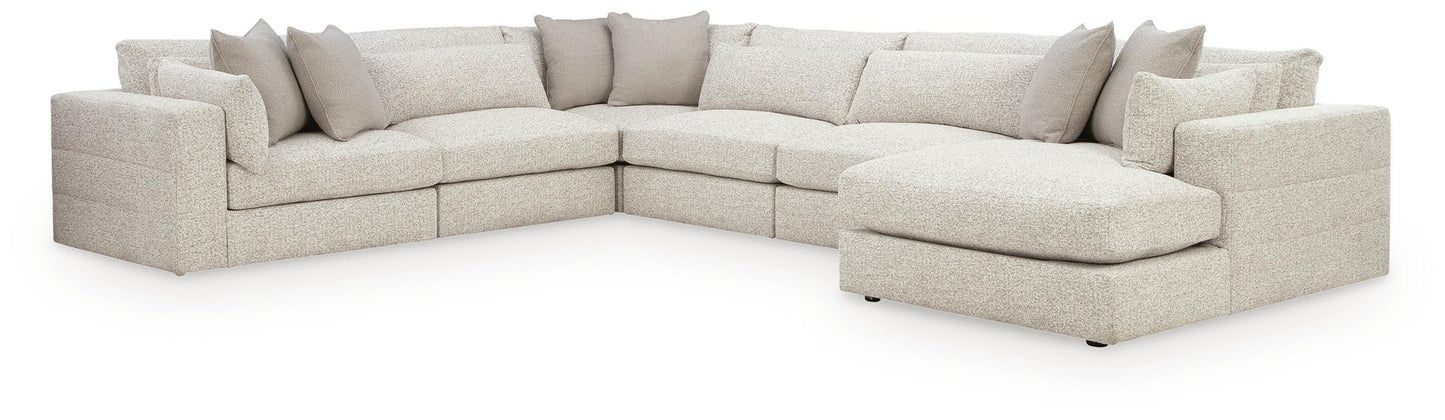 Stonecroft Manor 6-Piece Sectional with Chaise