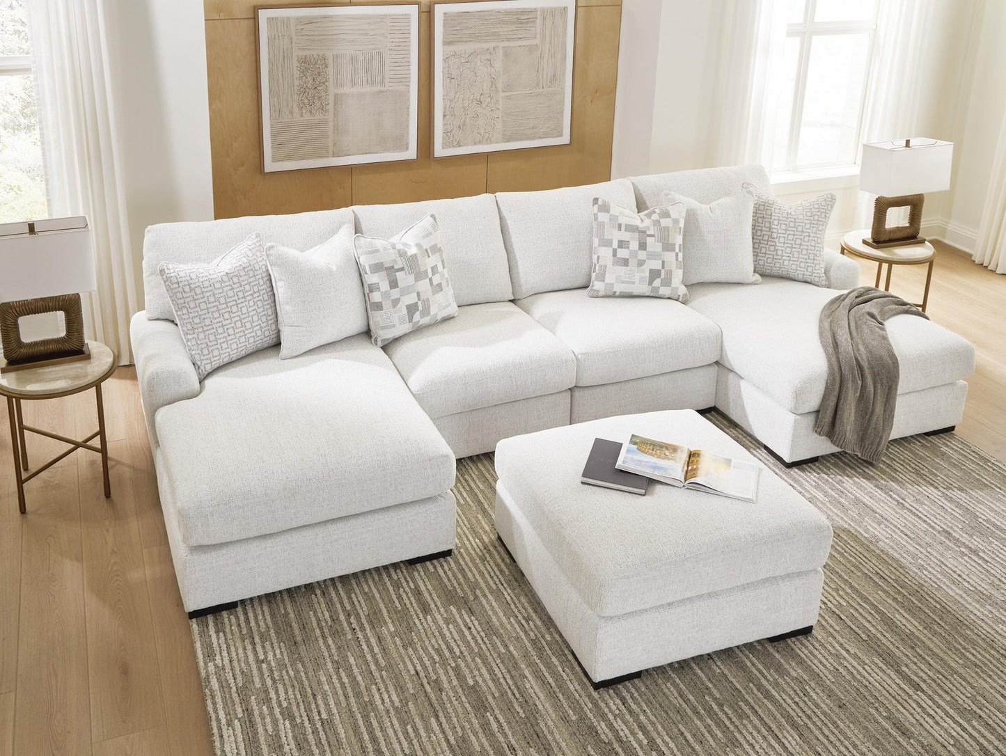 Wynncroft Manor 4-Piece Double Chaise Sectional