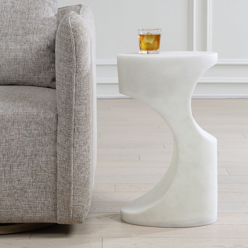 Stevie Accent Indoor-Outdoor Table