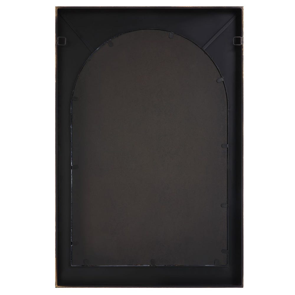 Crisanta Arch