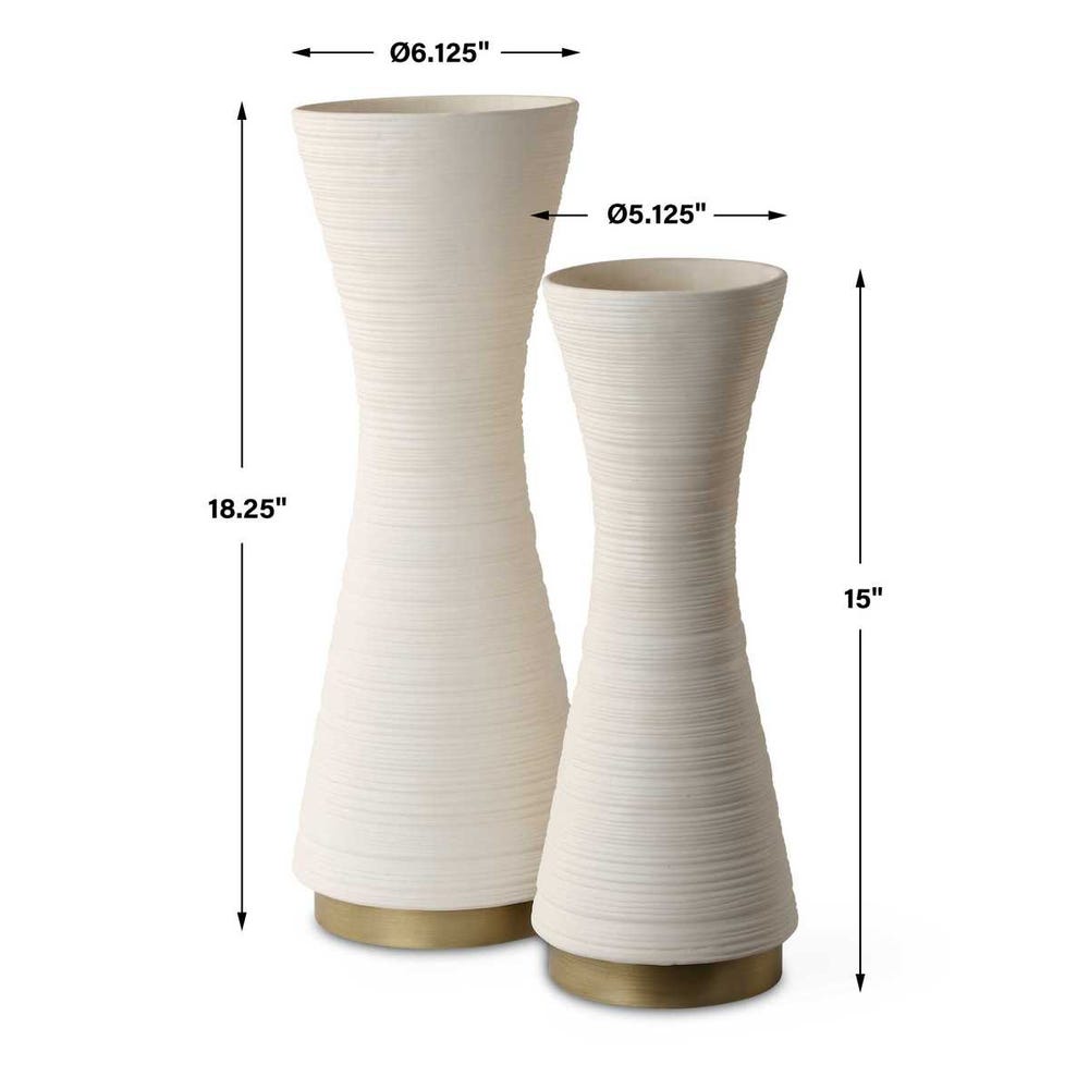 Ridgeline, Vases, S/2