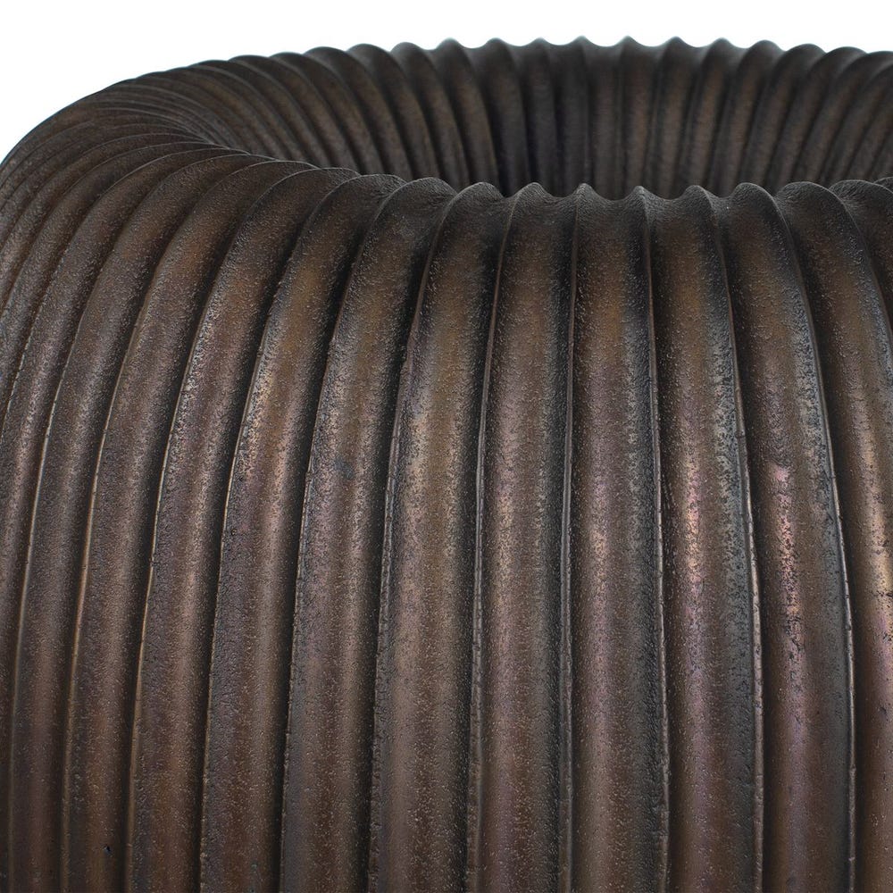 Vector Ridge Indoor-Outdoor Planter
