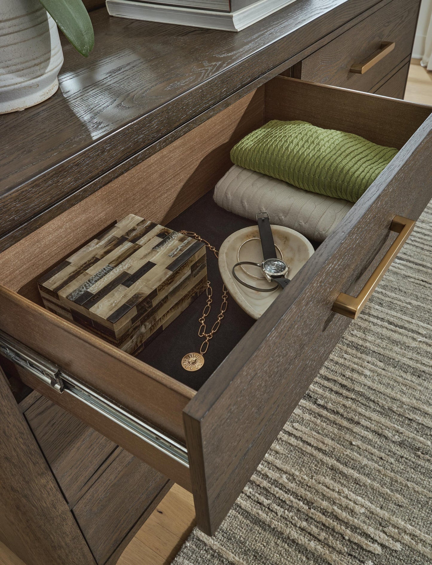 Darimore Dresser and Mirror