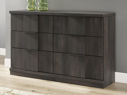 Jadiston Six Drawer Dresser
