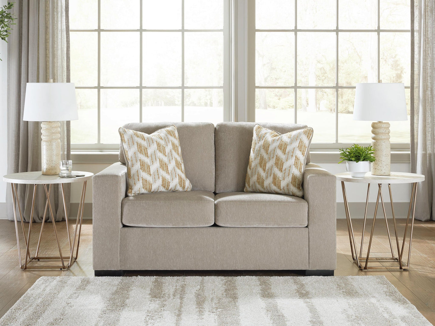 MaKaylen Loveseat