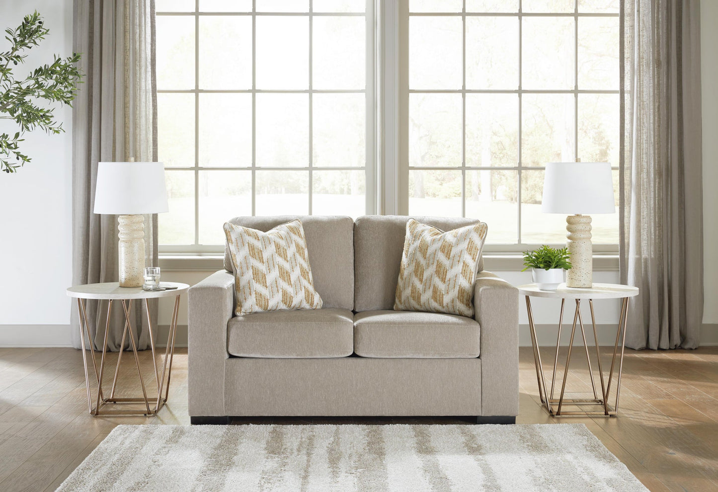 MaKaylen Loveseat