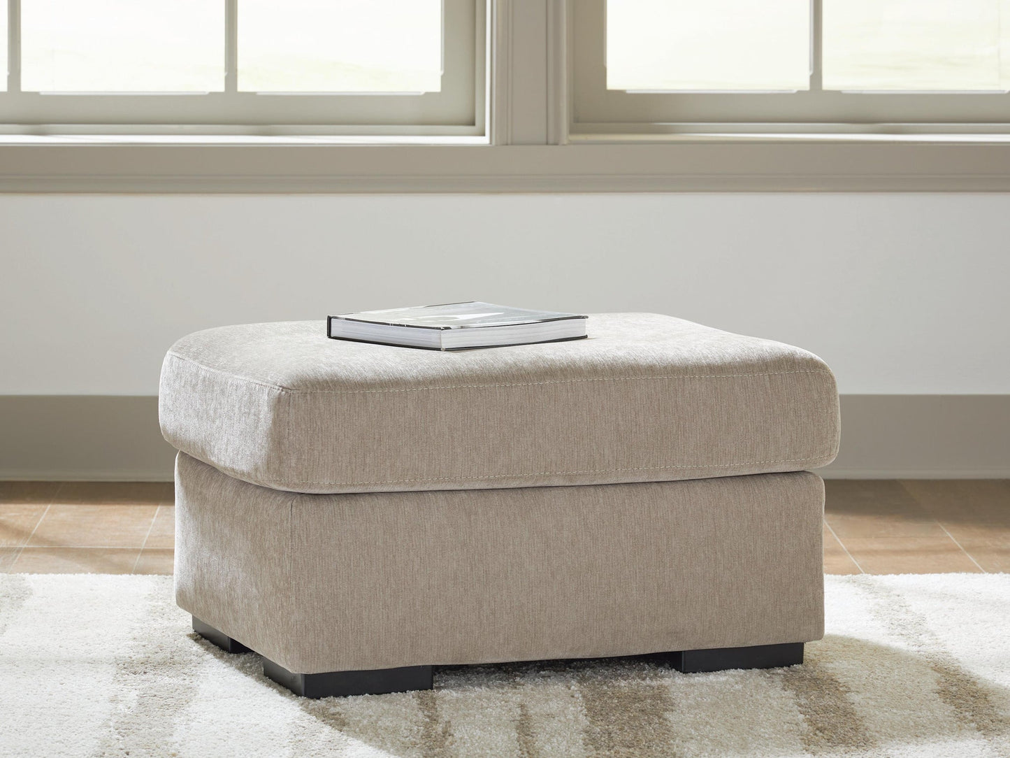 MaKaylen Ottoman