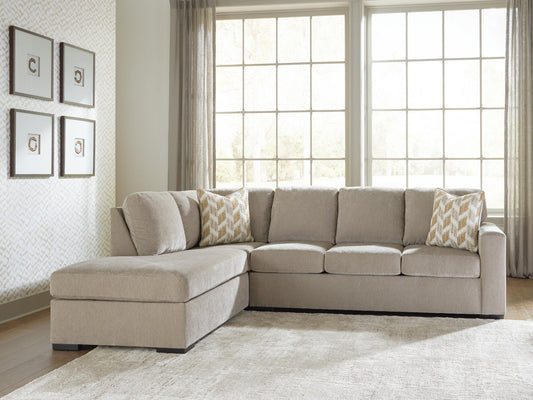 MaKaylen 2-Piece Sectional with Chaise