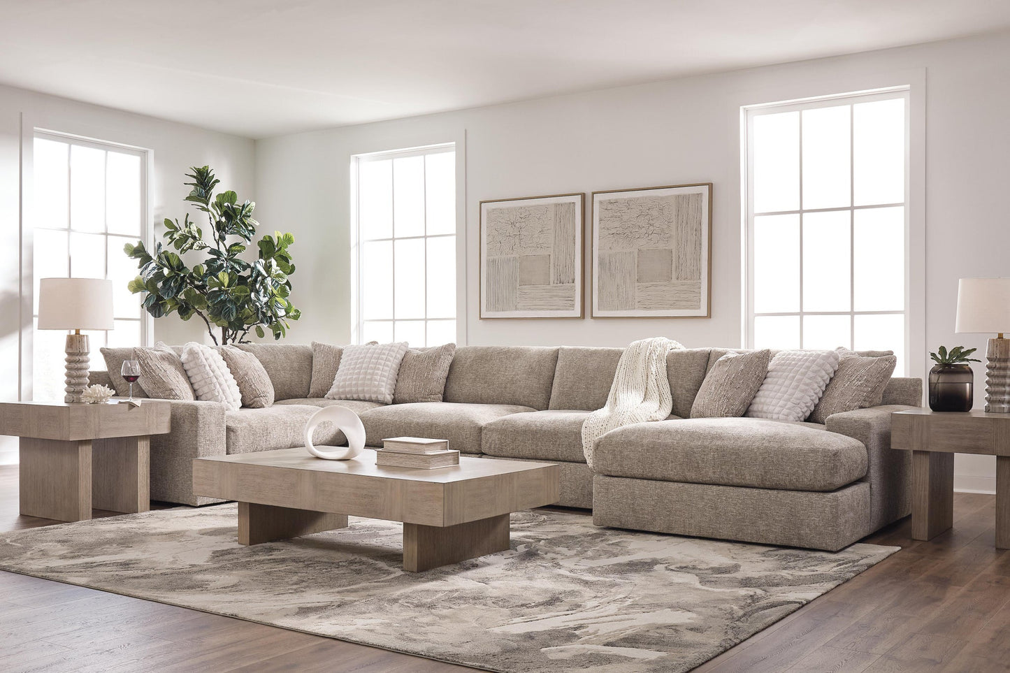 Reston Cove 5-Piece Sectional with Chaise