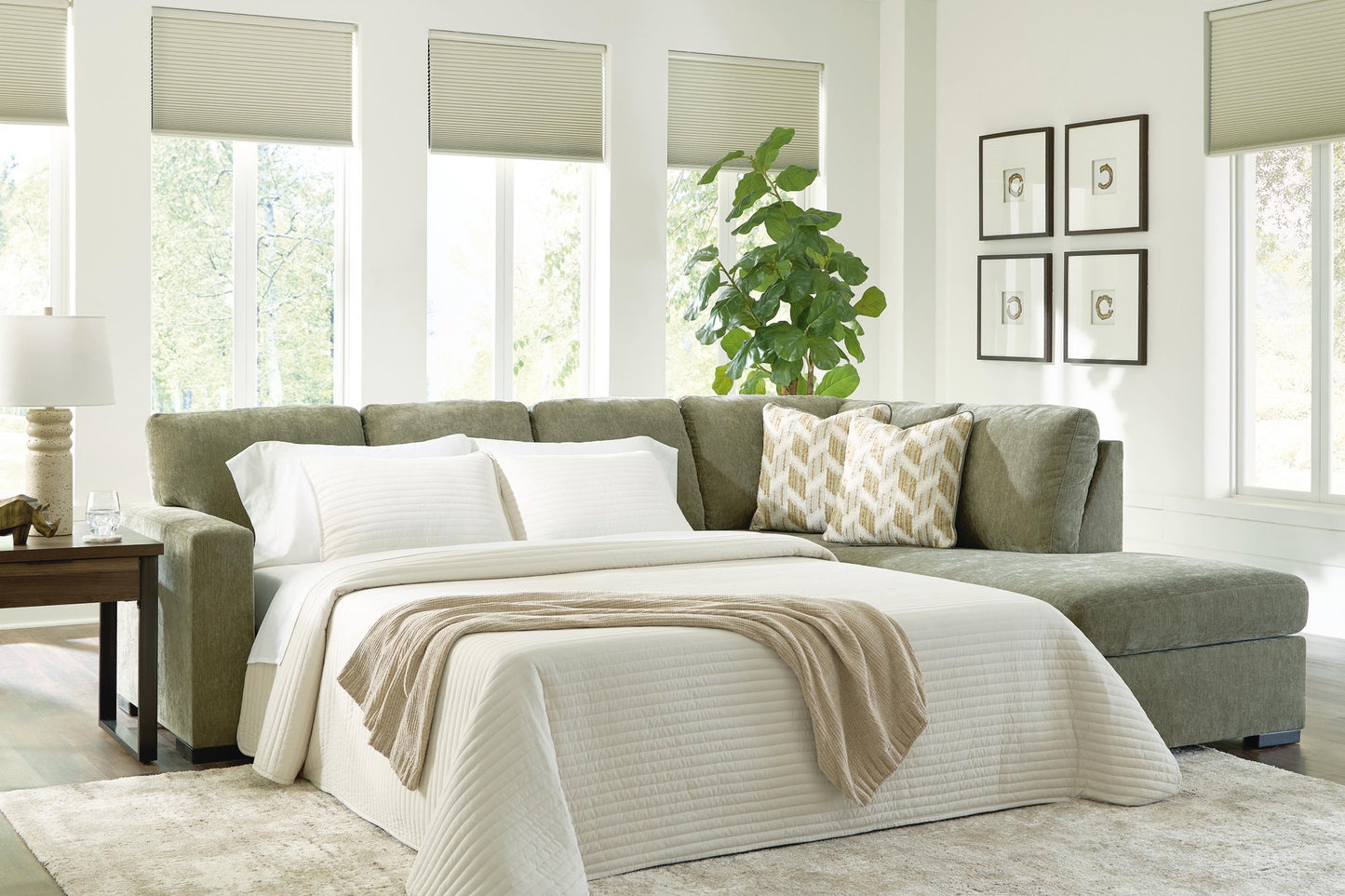 MaKaylen 2-Piece Sleeper Sectional with Chaise