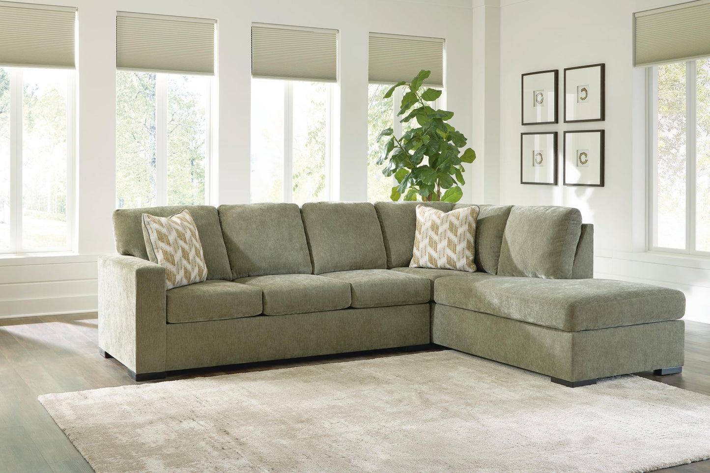 MaKaylen 2-Piece Sleeper Sectional with Chaise
