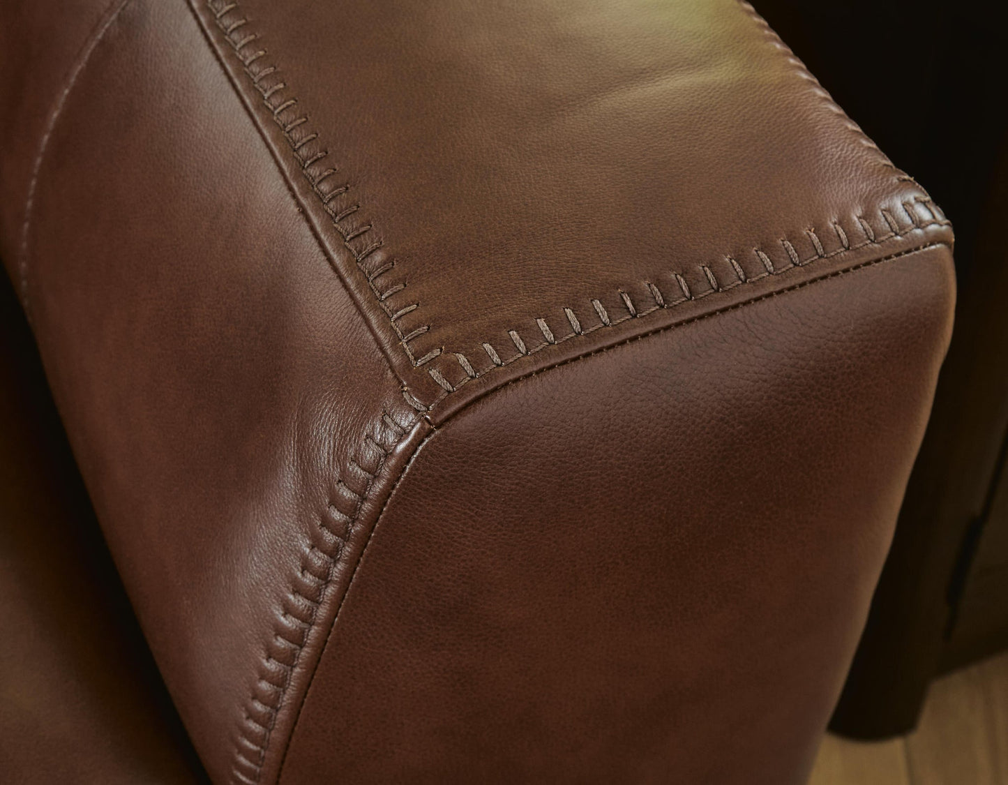 Mossano Loveseat