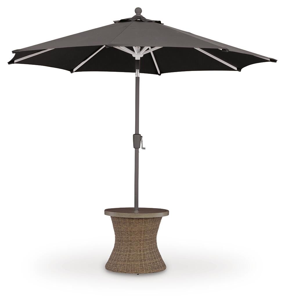 Revare Beach Round End Table w/UMB OPT