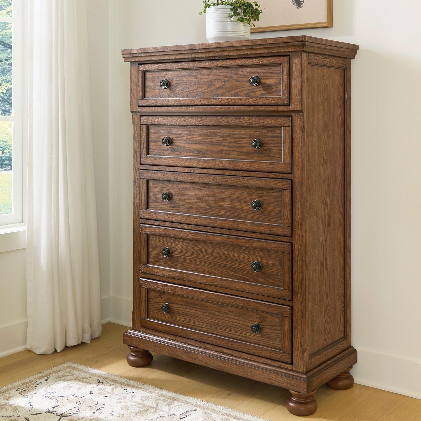 Havenstein Five Drawer Chest
