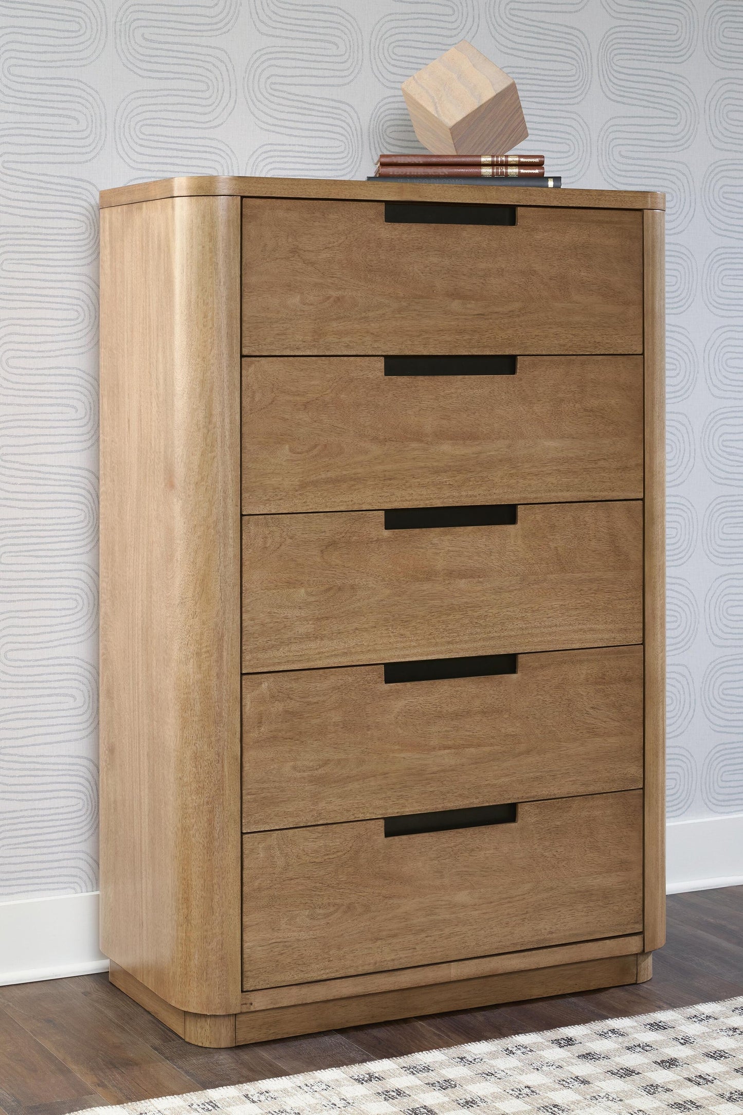Cladian Five Drawer Chest