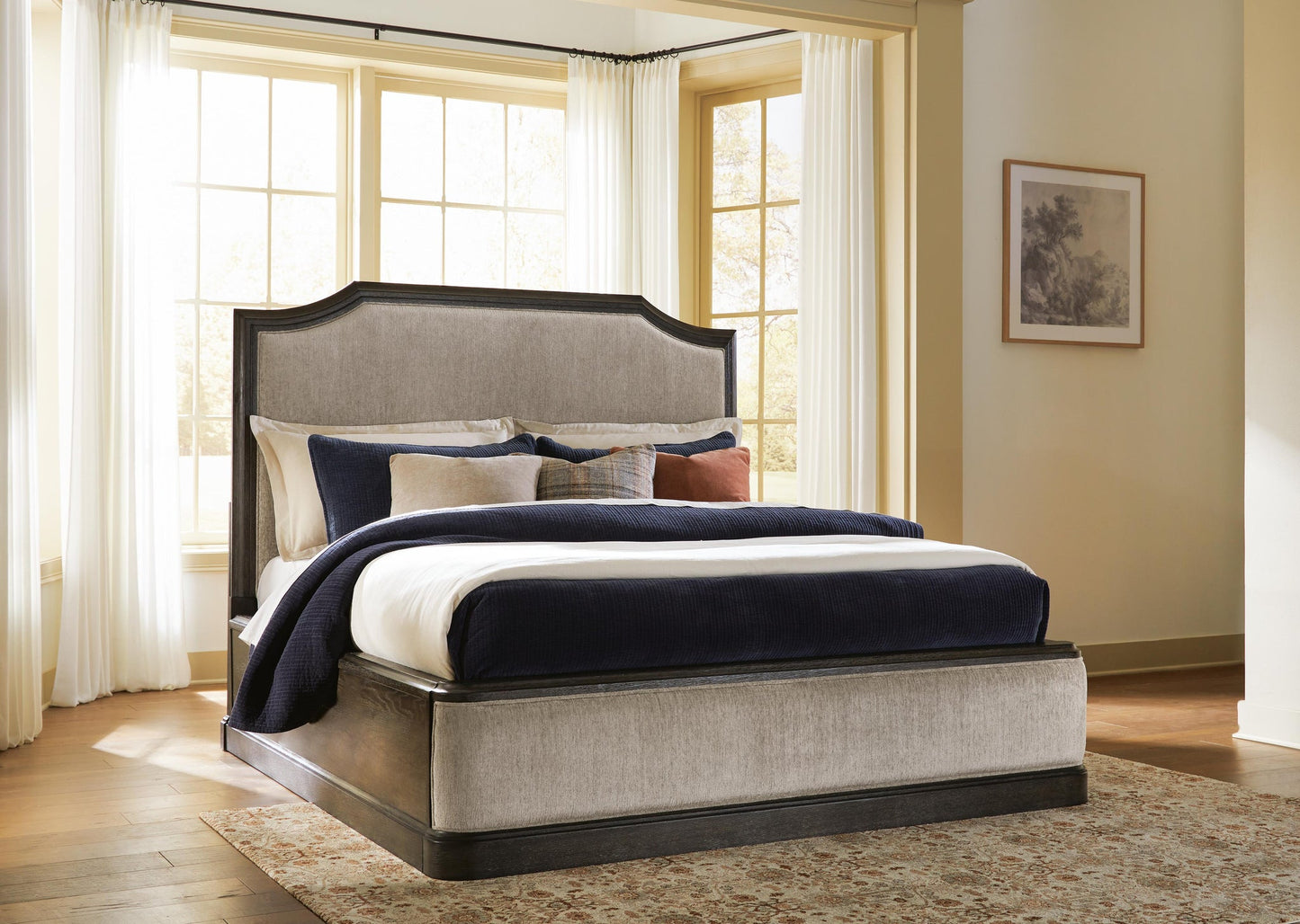 Bannette King Upholstered Panel Bed
