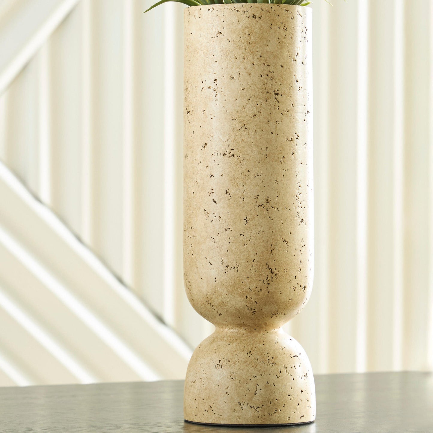 Bryons Vase