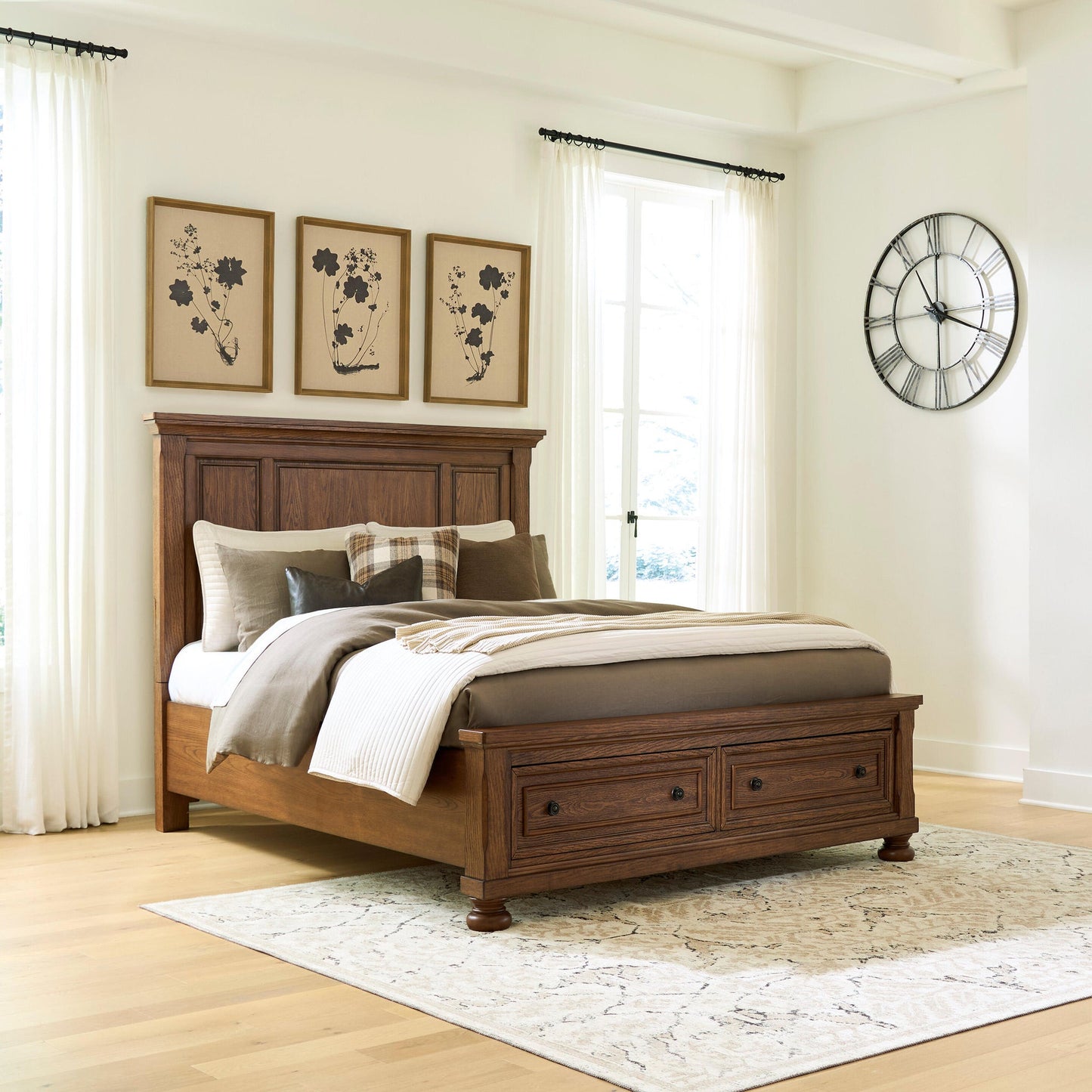 Havenstein Queen Panel Storage Bed