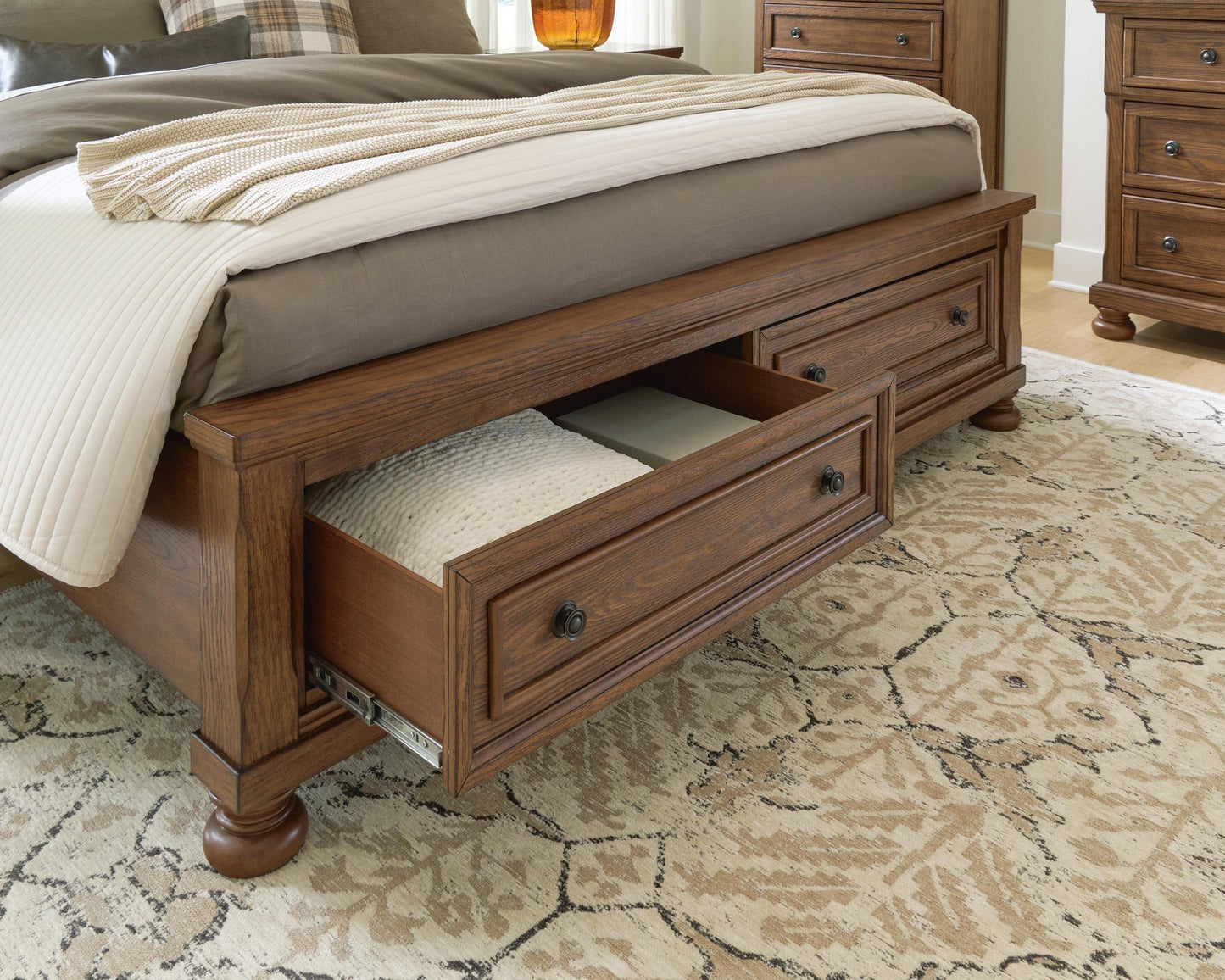 Havenstein Queen Panel Storage Bed